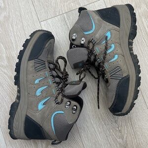 Denali Women’s Hiking Boot - Size 8